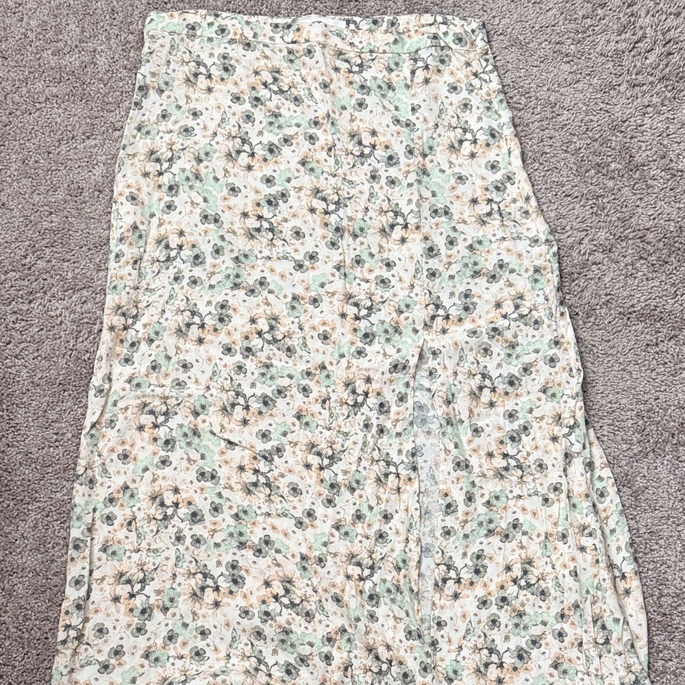 H&M Floral Midi Skirt in Cream and Green